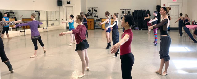 Simon Kazantsev teaching at Ballet Arts